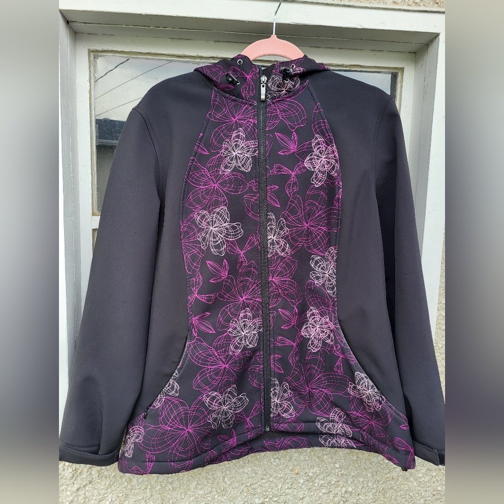 "Light + Practical" Northern Reflections Pink and Black Windbreaker Jacket